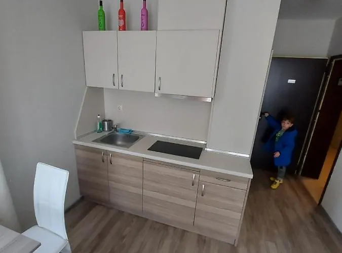 Apartament Charming In Sorrento Sole Mare Sveti Vlas